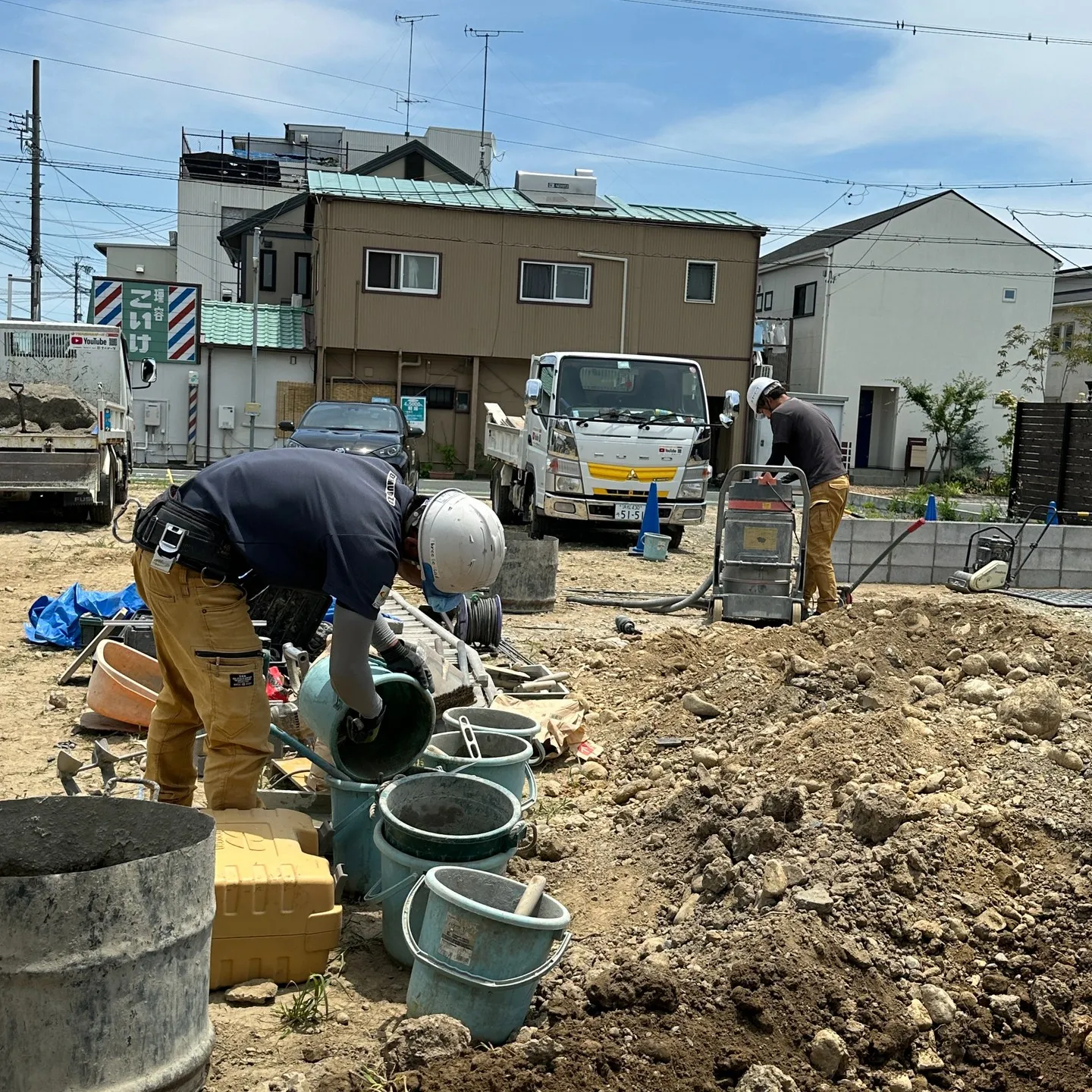 今日はブロック積み😊だいぶ暑くなってきた🖐️冷凍DAKARA...