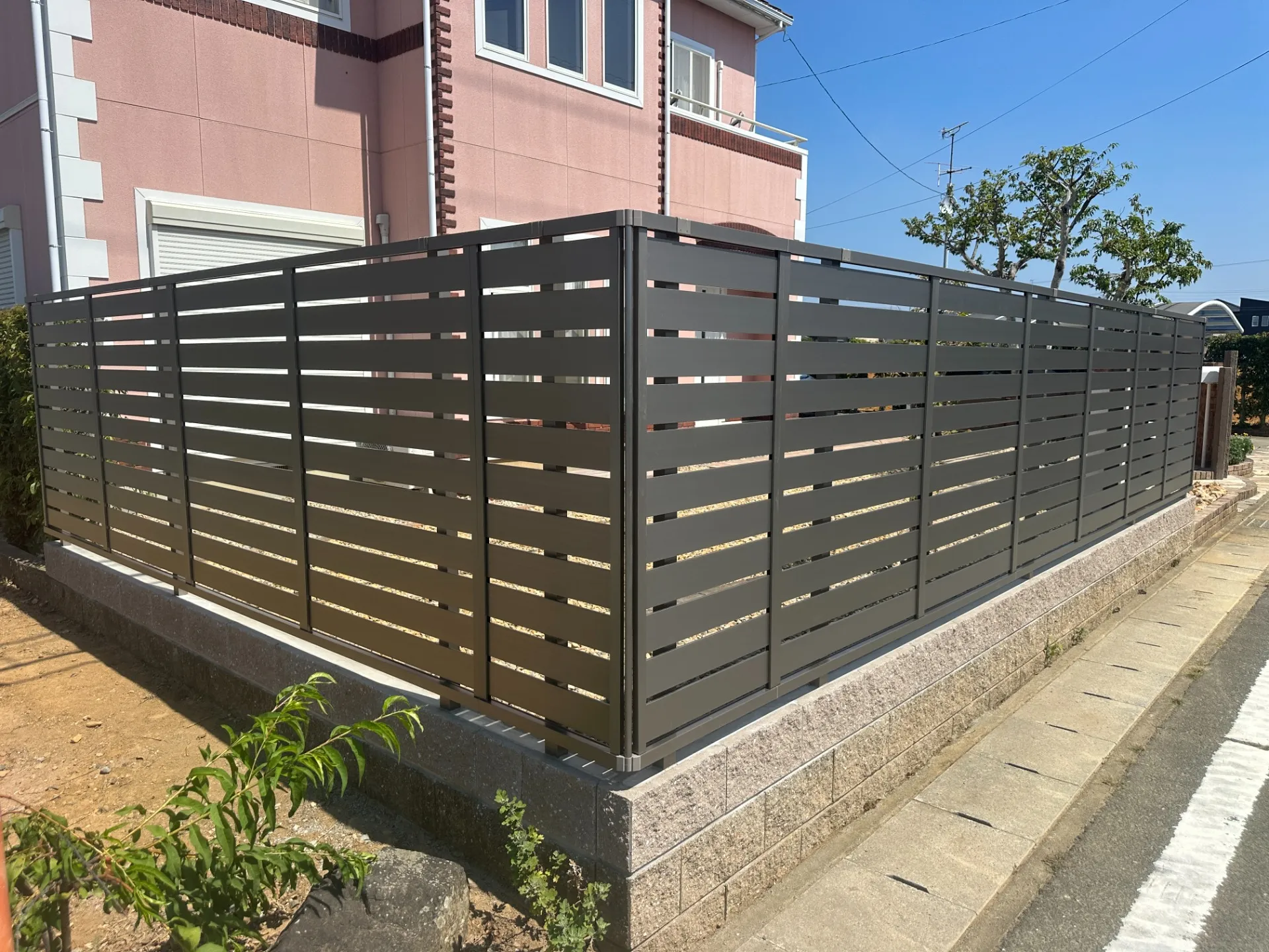 目隠しフェンス施工例