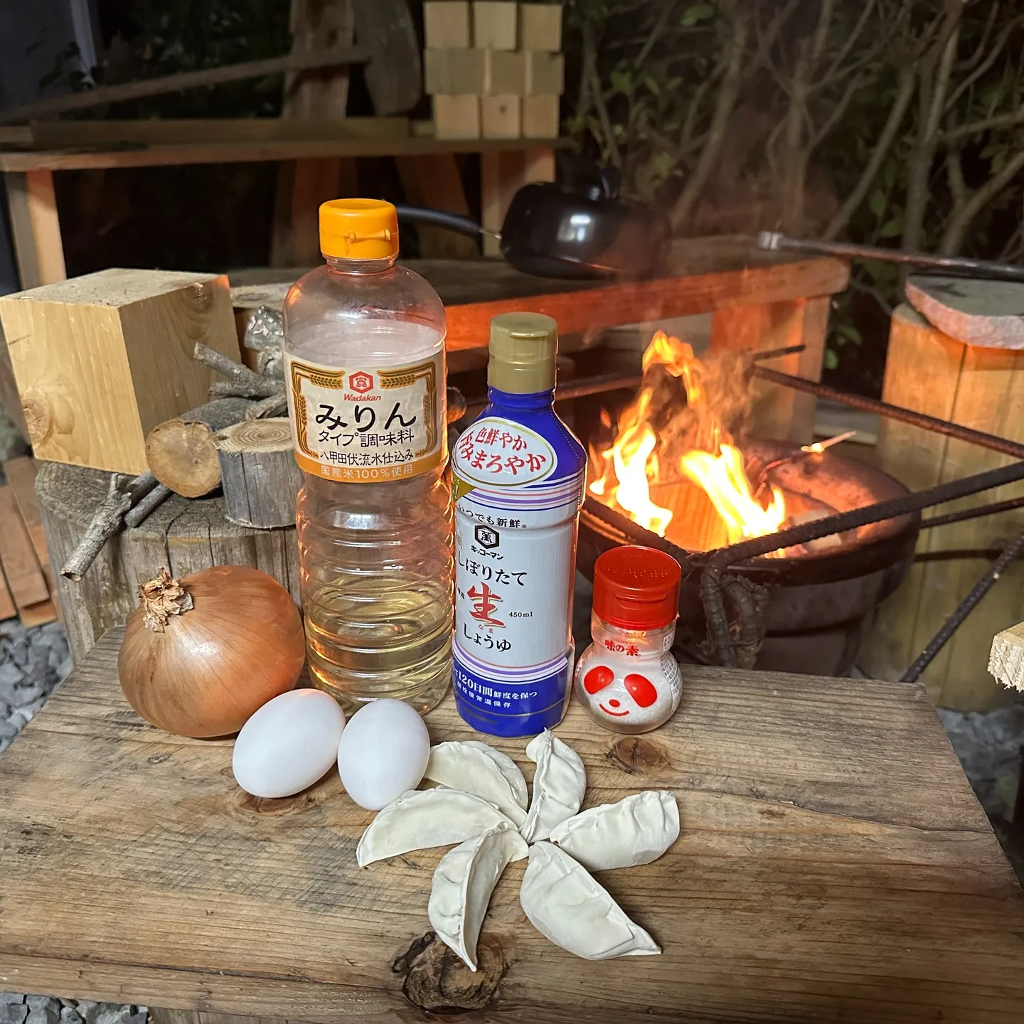 早朝から浜松餃子を石焼きで焼いて食べる⁉️😁