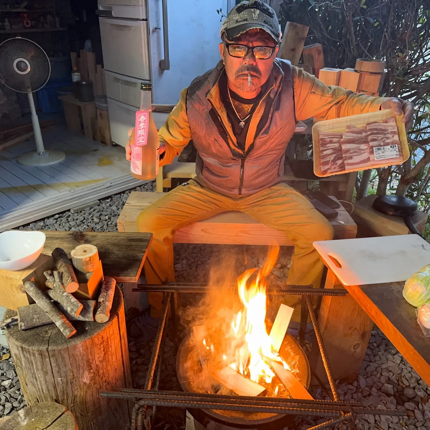 夜中から痛風発作発動中😆