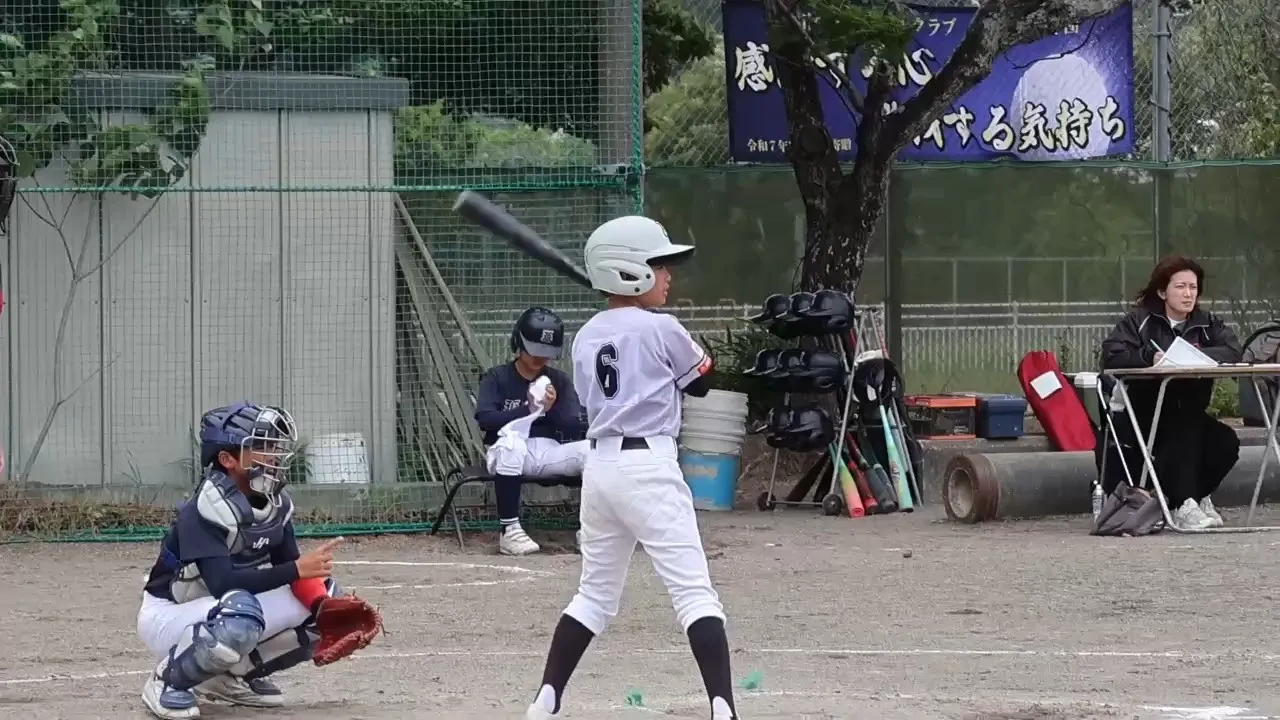 私マツジン社長の息子仁が練習試合で初のスリーベースヒット👍😊